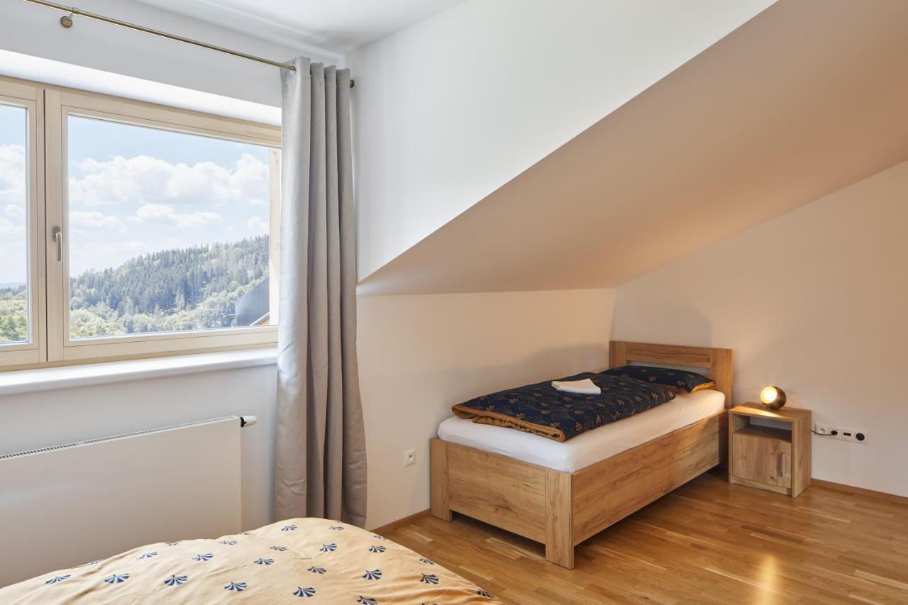 شقة تشيرني دول  في Lucni Apartman Rozmarina المظهر الخارجي الصورة