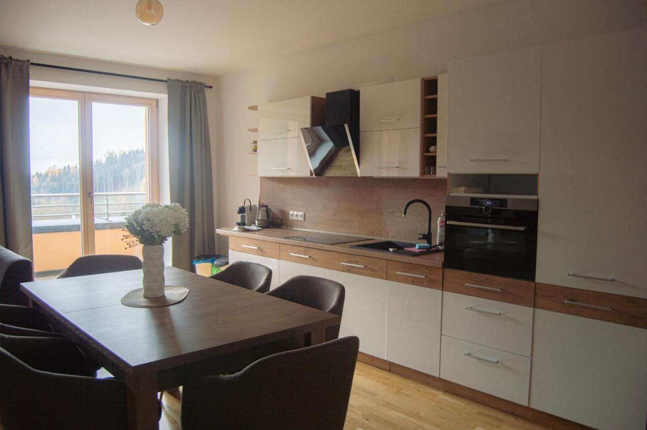 شقة تشيرني دول  في Lucni Apartman Rozmarina المظهر الخارجي الصورة